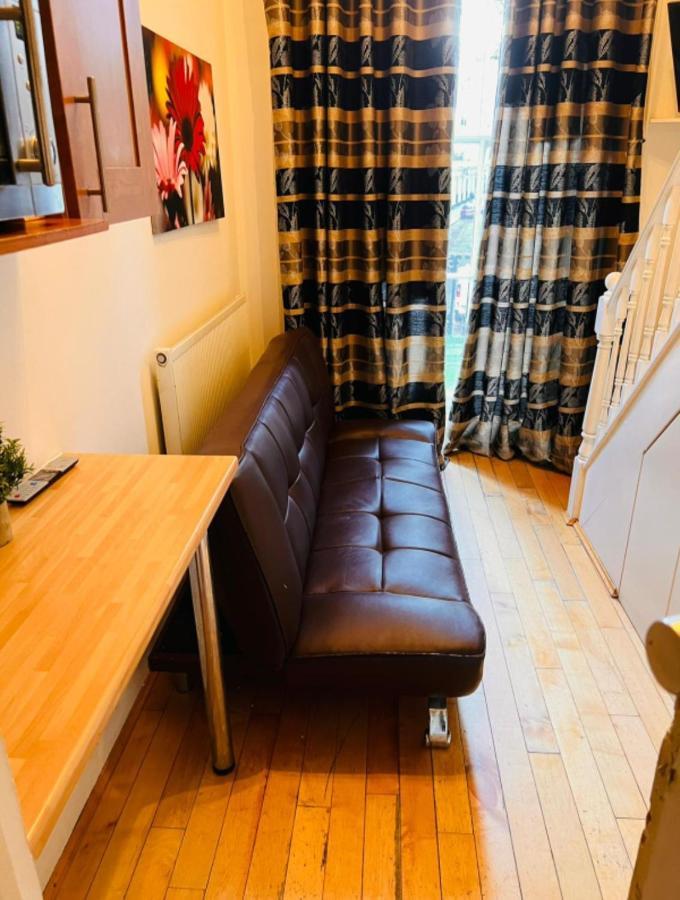 F10- Mezzanine 1St Floor Flat Fits 3 Near Paddington London Exterior photo